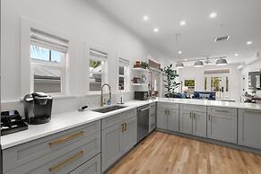 Casa Padr n Gorgeous Home Steps to 7th Ave