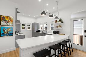 Casa Padr n Gorgeous Home Steps to 7th Ave