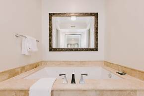 Ocean Front 2BR Residence