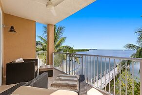 Ocean Front 2BR Residence