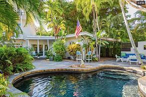 Hidden Oasis Gorgeous Home w Pvt Pool
