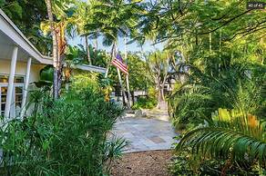 Hidden Oasis Gorgeous Home w Pvt Pool