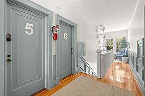 The Adaline - 9 Apartment Complex With Courtyard