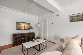 The Adaline - 9 Apartment Complex With Courtyard