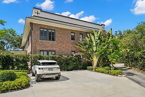 The Adaline - 9 Apartment Complex With Courtyard