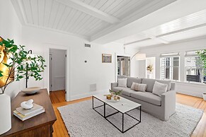 The Adaline - 9 Apartment Complex With Courtyard