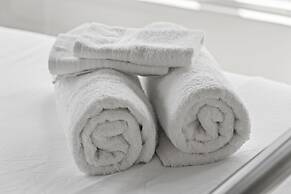 The Adaline - 9 Apartment Complex With Courtyard