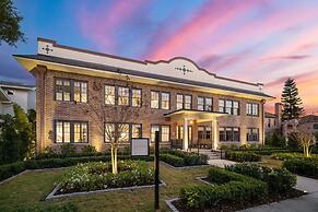 The Adaline - 9 Apartment Complex With Courtyard