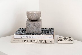 The Adaline - 9 Apartment Complex With Courtyard