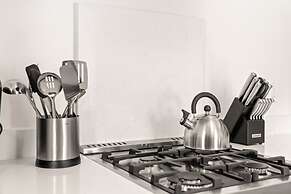 The Adaline - 9 Apartment Complex With Courtyard