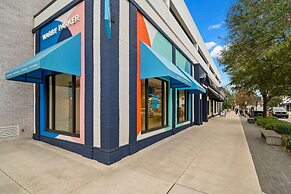 NEW The Adaline 4 Updated Hyde Park Apt