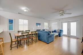 Downtown Casa Caribe by Brightwild Pool