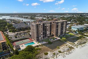 Reflections 504 Oceanfront Pool Beach View