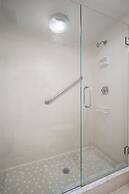 Reflections 504 Oceanfront Pool Beach View