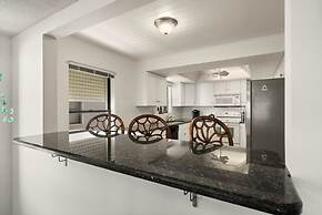 Reflections 504 Oceanfront Pool Beach View