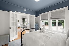 The Adaline 3 Hyde Park Apt Steps to Bayshore