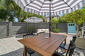 The Adaline 3 Hyde Park Apt Steps to Bayshore