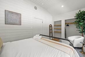 The Adaline 9 by Brightwild Hyde Park Penthouse