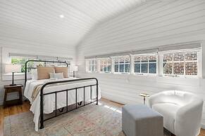 The Adaline 9 by Brightwild Hyde Park Penthouse