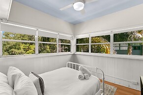 Soho Siesta Stunning Soho Apt w Private Balcony