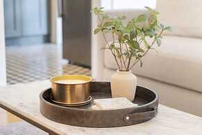 The Adaline 7 Luxury Hyde Park Apt