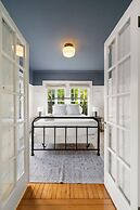 The Adaline 7 Luxury Hyde Park Apt