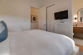 Ebberly House by Brightwild Amazing Pool