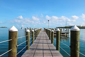 Ocean Front 1BR Suite With Direct Beach Access