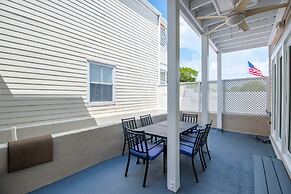 Villa Positano by Brightwild Pool on Duval