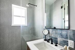 New Altair House by Brightwild Pool Pets