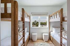 New Altair House by Brightwild Pool Pets