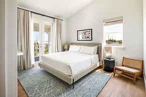 New Altair House by Brightwild Pool Pets