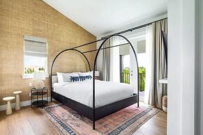 New Windrose House by Brightwild Pool