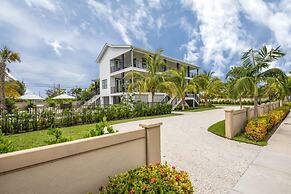 New Windrose House by Brightwild Pool