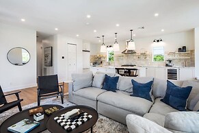 New Crestwood House by Brightwild Huge Pool