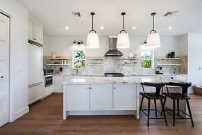 New Crestwood House by Brightwild Huge Pool