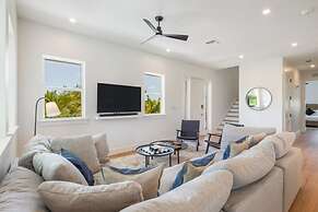 New Crestwood House by Brightwild Huge Pool