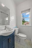 The Adaline 8 Luxury Hyde Park Apt