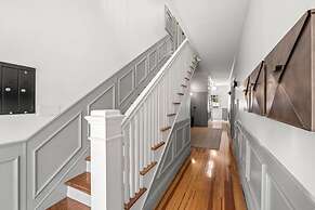 The Adaline 8 Luxury Hyde Park Apt