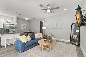 NEW Canopy Cabana Luxury Downtown Apt