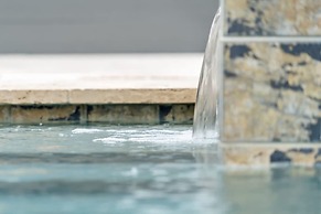 Soho Serenity by Brightwild Pool Hot Tub