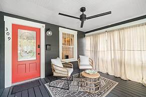 Soho Serenity by Brightwild Pool Hot Tub