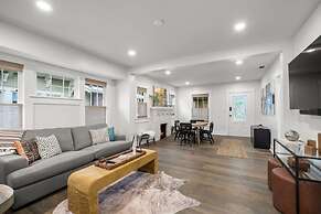 Soho Serenity by Brightwild Pool Hot Tub