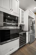 Soho Serenity by Brightwild Pool Hot Tub