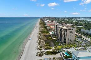 Reflections 503 Oceanfront Pool Hot Tub