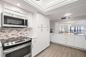 Reflections 503 Oceanfront Pool Hot Tub