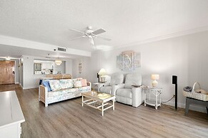 Reflections 503 Oceanfront Pool Hot Tub