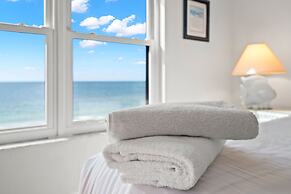 Reflections 503 Oceanfront Pool Hot Tub