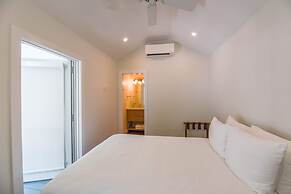 NEW The Delaney House - Private Pool Remodeled