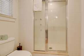 NEW The Delaney House - Private Pool Remodeled